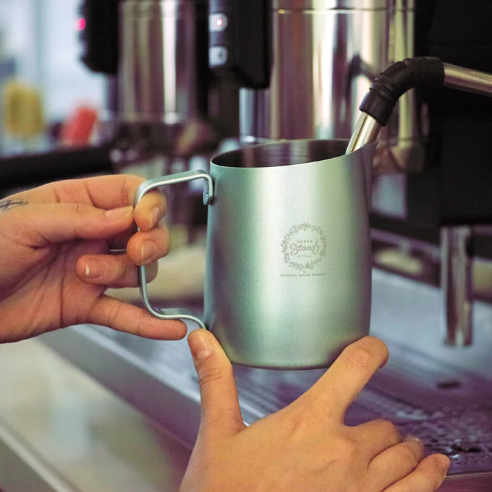 WPM 拉花壺 IVY 極尖嘴 銀色 500ML